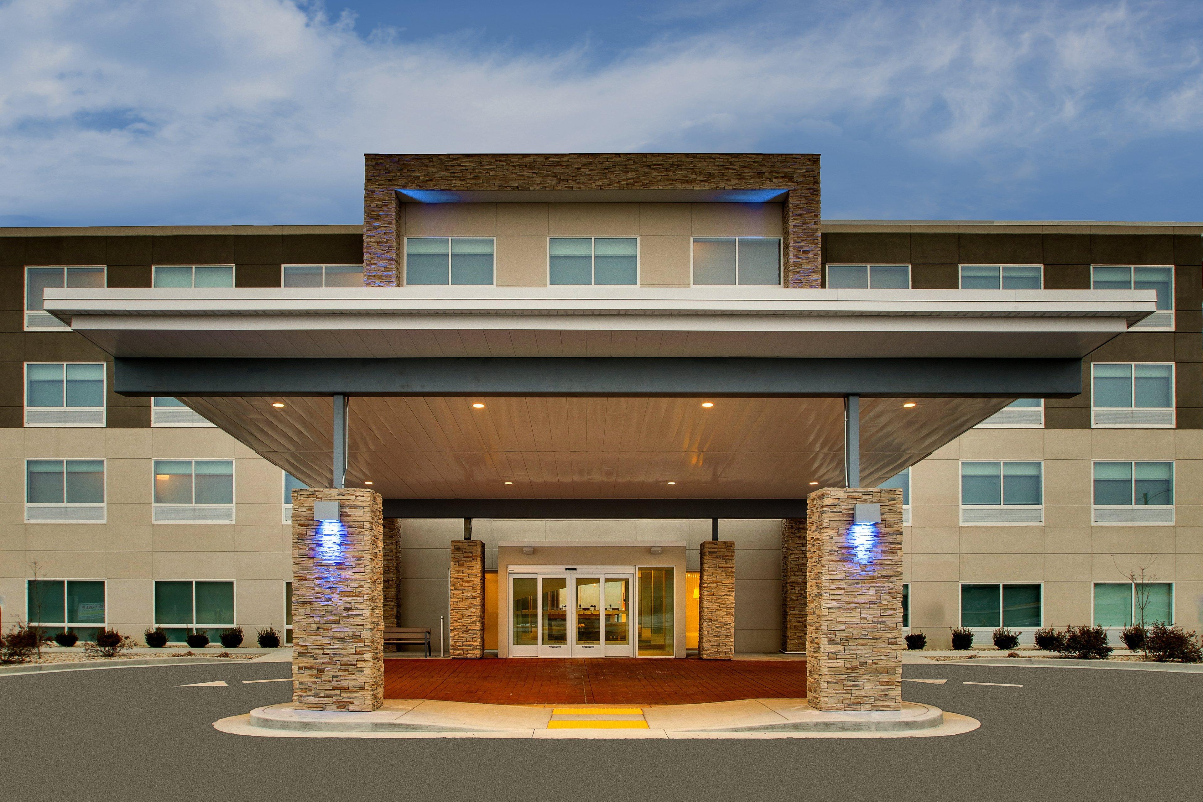 Holiday Inn Express & Suites Mt Sterling North By Ihg Mount Sterling Exterior photo